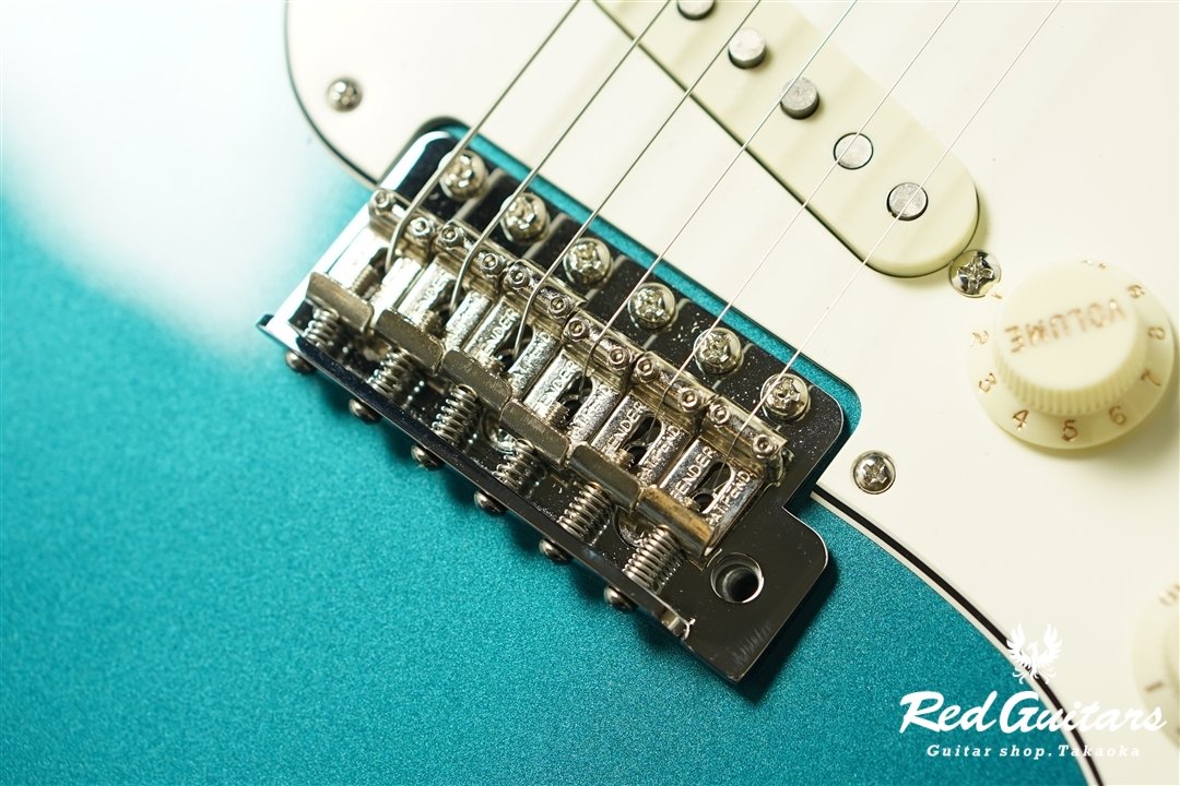 Vintera III Late 60s Stratocaster - Ocean Turquoise